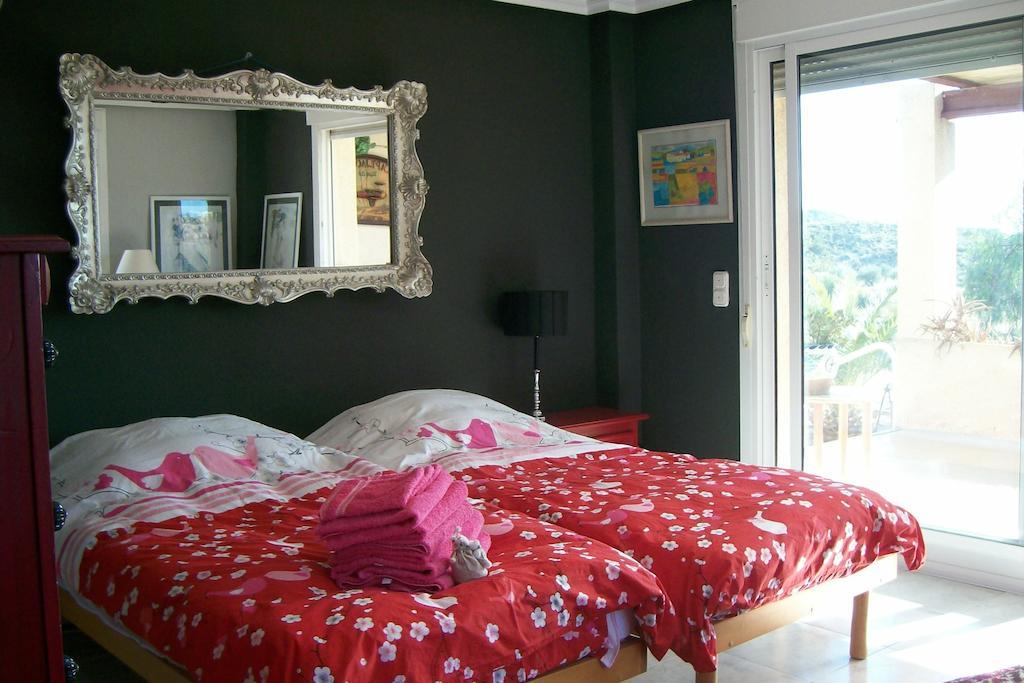 Mas Del Conill Bed & Breakfast Jijona Room photo